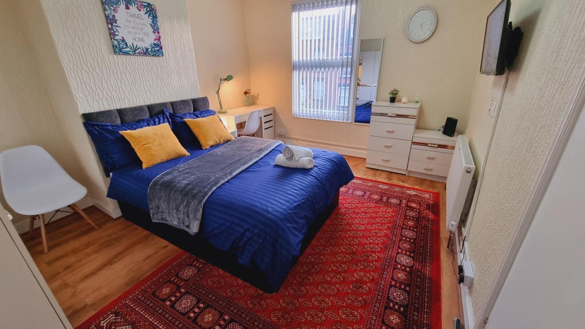 Spacious Two Bedroom House, Parking And Wifi Leeds  Exterior foto